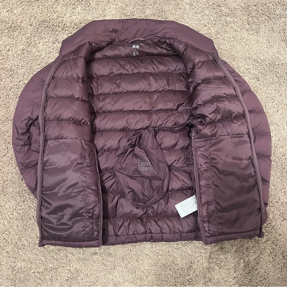 Uniqlo Ultralight Down Jacket in Wine (Japan size M) - Picture 5 of 11